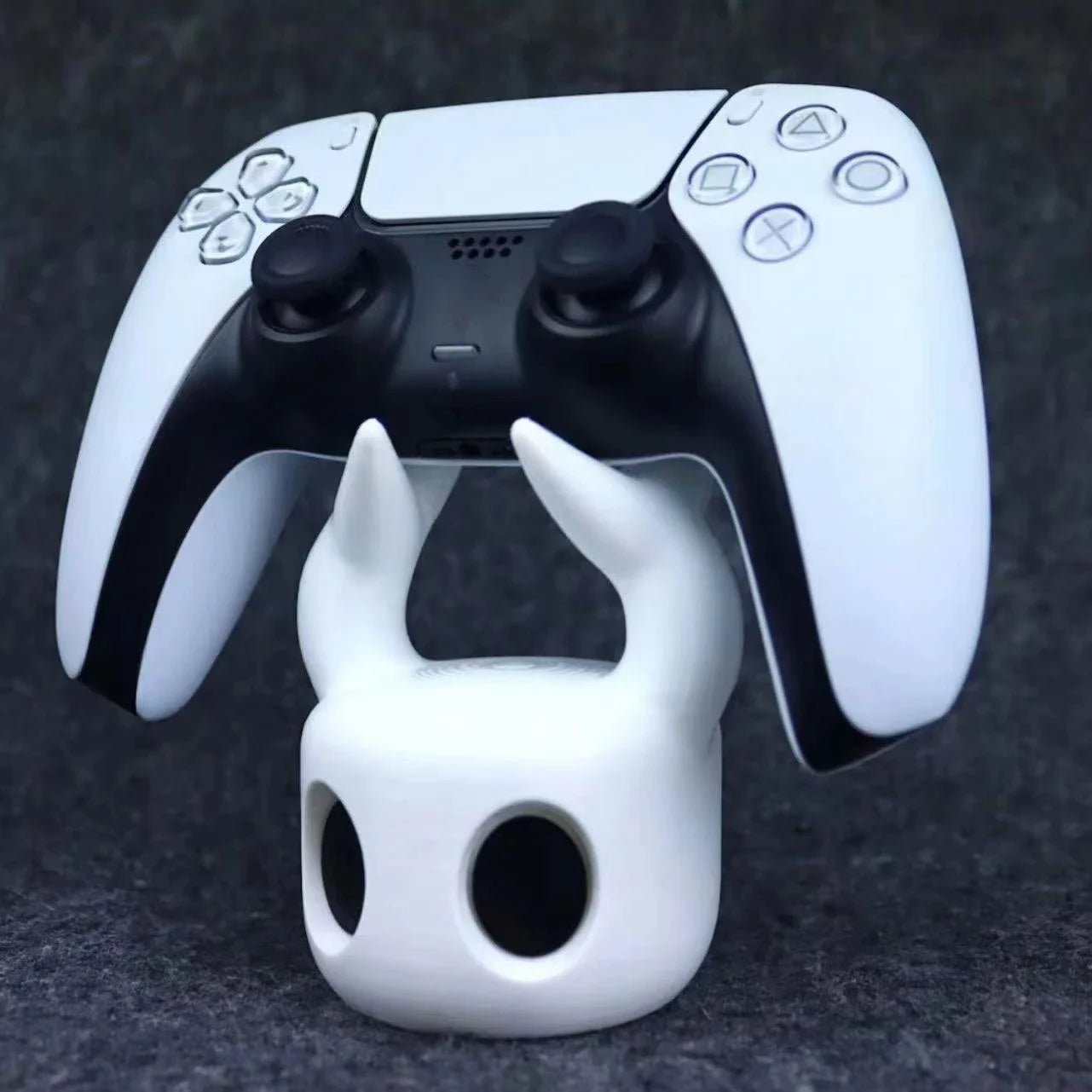 Hollow Knight Universal Stand for Controllers